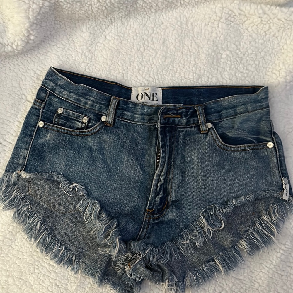 One teaspoon shorts